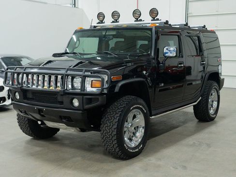 Used 2003 HUMMER H2 w/ Preferred Equipment Group image 3