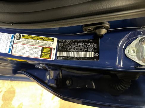 Used 2023 Toyota Camry SE w/ Cold Weather Package image 31