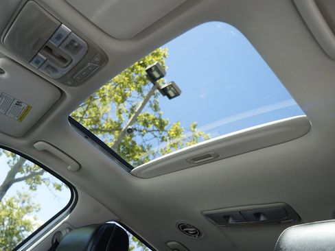 Used 2021 Kia Telluride S image 30