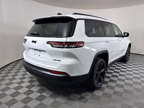 New 2025 Jeep Grand Cherokee L Limited w/ Black Appearance Package image 19