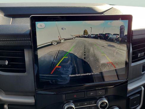 Certified 2022 Ford Expedition XLT image 20