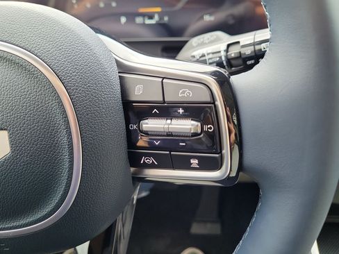 New 2026 Kia Carnival SX Prestige FWD image 27