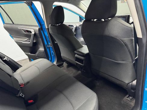 Used 2020 Toyota RAV4 LE FWD image 51