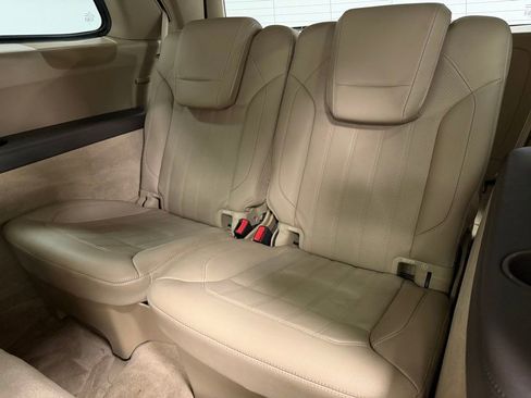 Used 2016 Mercedes-Benz GL 450 4MATIC image 22