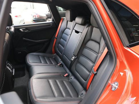 Used 2022 Porsche Macan GTS image 42