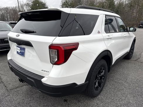 Used 2022 Ford Explorer Timberline image 7