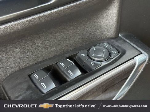 Used 2020 Chevrolet Silverado 1500 LTZ AWD/4WD image 29