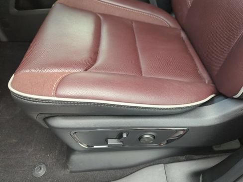 Used 2025 RAM 1500 Limited AWD/4WD image 31