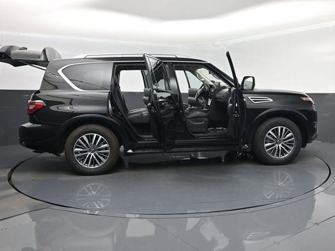 Used 2024 Nissan Armada SL image 58