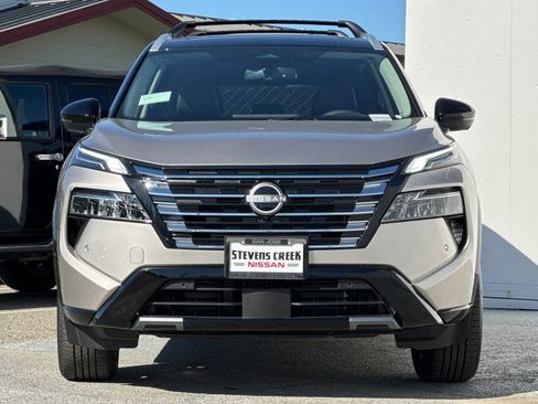 New 2026 Nissan Rogue Platinum w/ Platinum Premium Package image 2