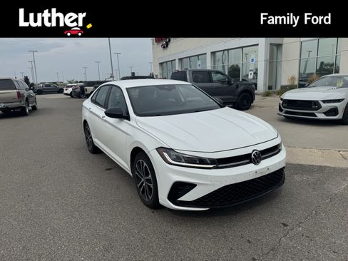 Used 2025 Volkswagen Jetta Sport FWD image 1