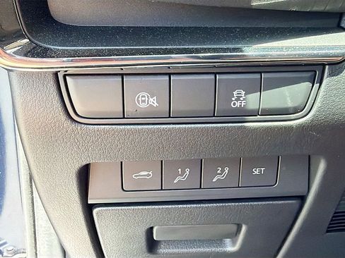 Used 2024 MAZDA MAZDA3 s FWD image 23