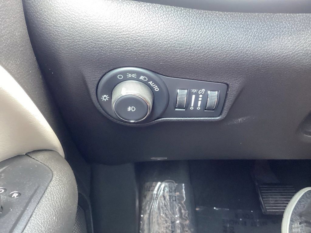 Used 2024 Jeep Compass Limited AWD/4WD image 22