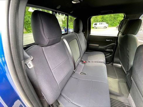 Used 2024 Nissan Frontier PRO-4X w/ Technology Package AWD/4WD image 19