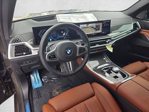 Used 2026 BMW X5 M60i AWD/4WD image 3