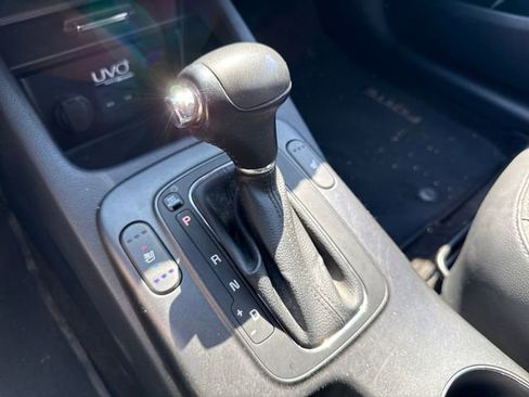 Used 2015 Kia Forte EX w/ EX Premium Package FWD image 31