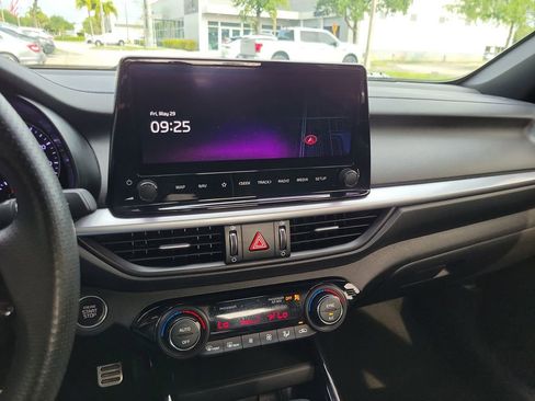 Used 2023 Kia Forte GT-Line w/ GT-Line Technology Package FWD image 23