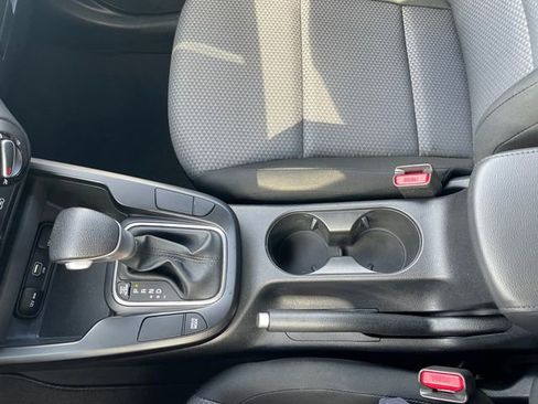 Used 2023 Kia Soul LX w/ LX Technology Package image 25