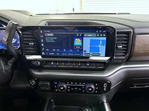 Certified 2026 Chevrolet Silverado 3500 High Country w/ Technology Package AWD/4WD image 13