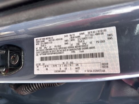 Used 2023 Ford F150 Lightning Platinum image 34