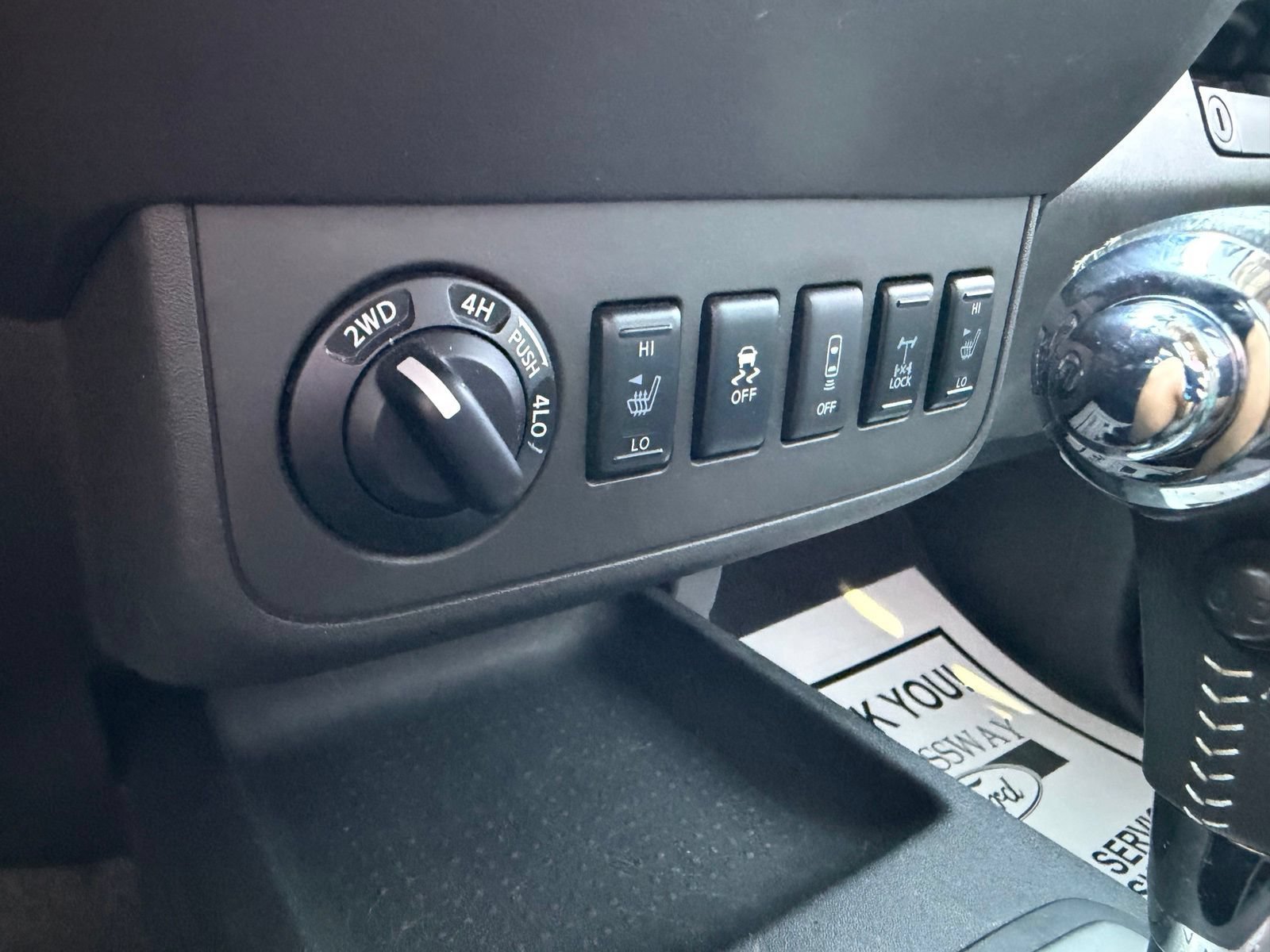 Used 2018 Nissan Frontier PRO-4X AWD/4WD image 23