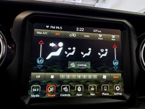 Used 2022 Jeep Wrangler Unlimited Rubicon w/ Trailer Tow Package AWD/4WD image 40