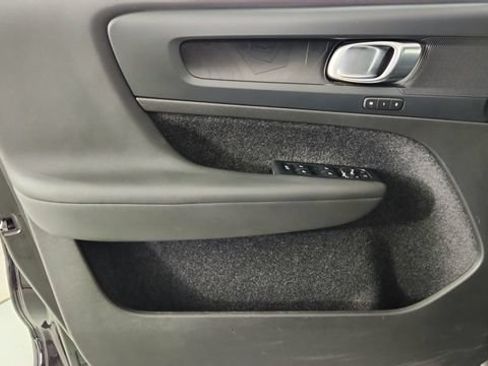 Certified 2023 Volvo C40 P8 Recharge Plus w/ Protection Package Premier AWD/4WD image 9