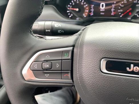 New 2025 Jeep Compass Latitude w/ Convenience Group image 17