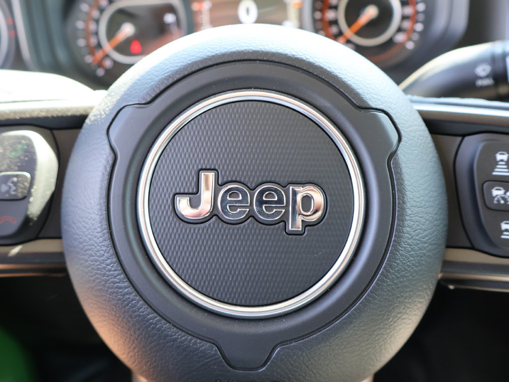 New 2026 Jeep Gladiator Rubicon w/ Safety Group AWD/4WD image 25