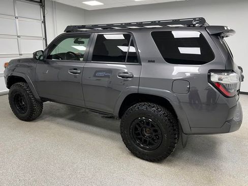 Used 2019 Toyota 4Runner SR5 image 7