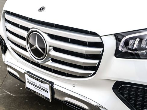 Certified 2025 Mercedes-Benz GLS 450 GLS 450 4MATIC SUV image 15