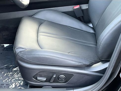 Used 2025 Kia K5 EX image 20