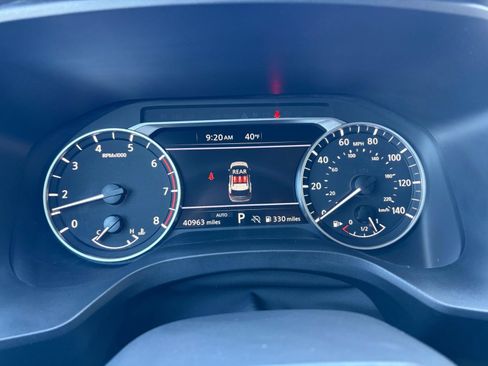 Used 2025 Nissan Rogue SV AWD/4WD image 36