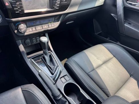 Used 2016 Toyota Corolla S Premium FWD image 33