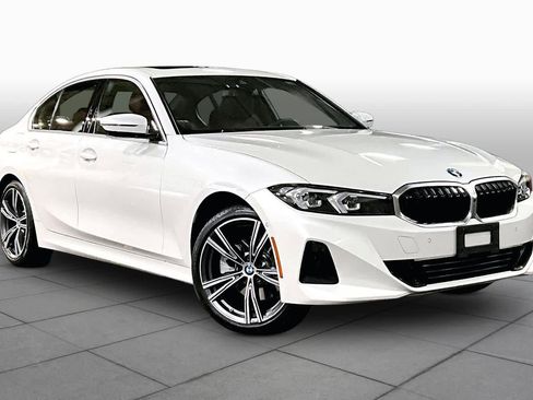Used 2024 BMW 330i xDrive Sedan w/ Premium Package AWD/4WD image 3