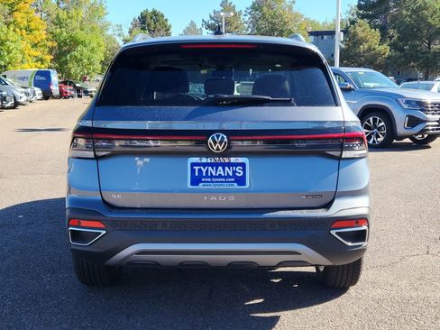 New 2025 Volkswagen Taos SE image 4