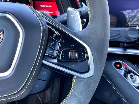 Used 2023 Chevrolet Corvette Stingray Premium Conv w/ Z51 Performance Package RWD image 26