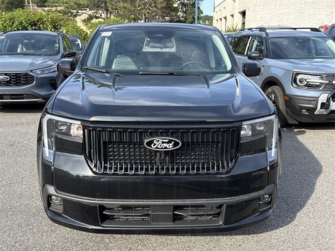 New 2025 Ford Maverick Lobo image 2