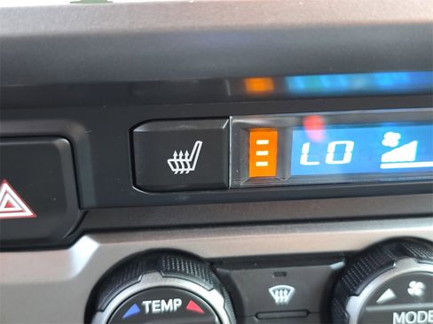 Used 2023 Toyota Tacoma Limited image 35