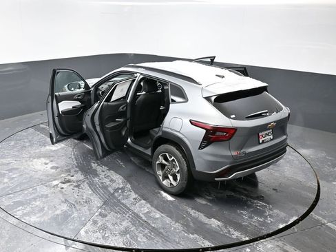 New 2026 Chevrolet Trax LT image 53