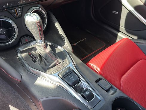Used 2020 Chevrolet Camaro SS RWD image 27