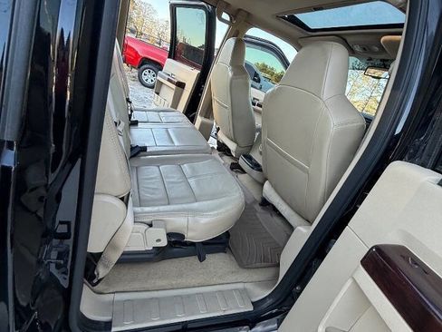 Used 2008 Ford F350 Lariat image 24