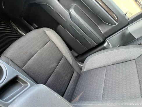 Used 2023 Chevrolet Silverado 1500 LT AWD/4WD image 13