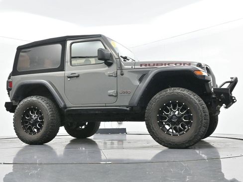 Used 2018 Jeep Wrangler Rubicon AWD/4WD image 43