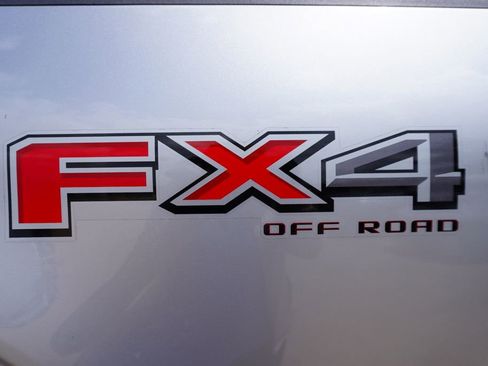 Certified 2021 Ford F150 XLT w/ Equipment Group 302A High image 31