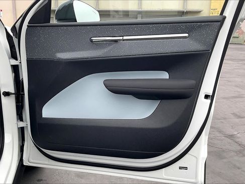 New 2025 Volvo EX30 Ultra w/ Protection Package Premier image 30