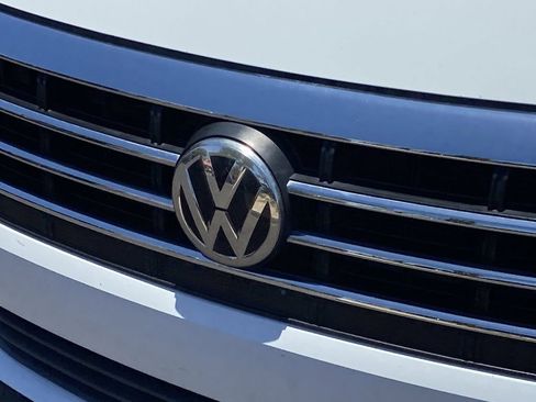 Used 2019 Volkswagen Jetta SE FWD image 26