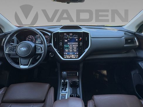 Used 2025 Subaru Ascent Touring w/ Popular Package #1 AWD/4WD image 3