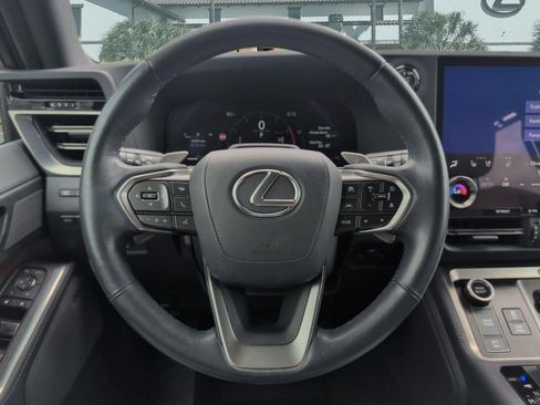 Used 2024 Lexus GX 550 w/ Cold Area Package AWD/4WD image 13
