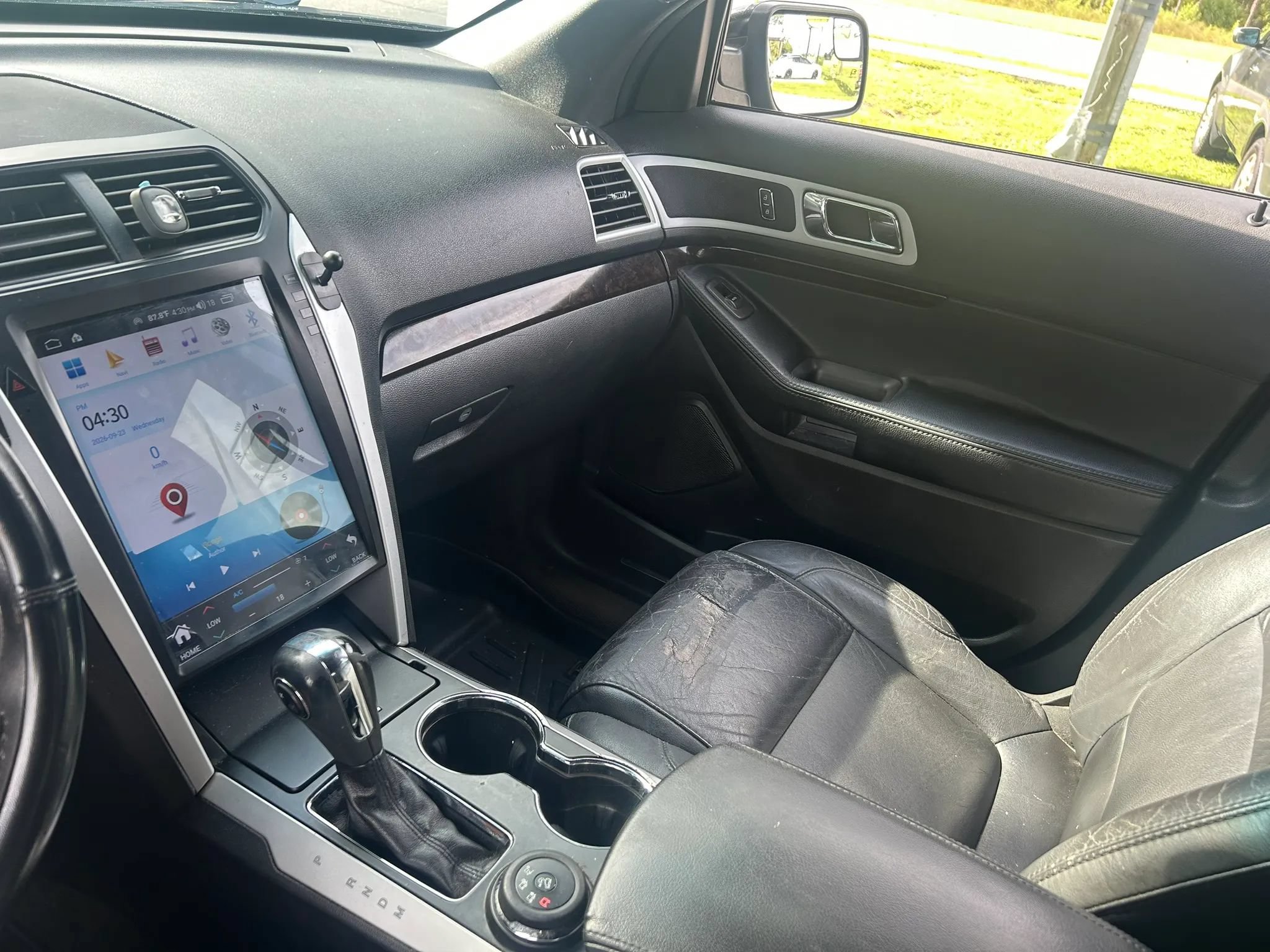 Used 2014 Ford Explorer Limited AWD/4WD image 16